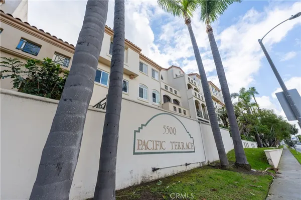 $3,750 | 5500 Torrance Boulevard, Unit A211, Torrance, CA 90503