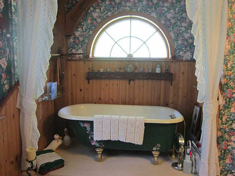 188 Lawton Foster Road North Hopkinton, RI 02832 - Photo 15 of 25 Master Bath/Spa.