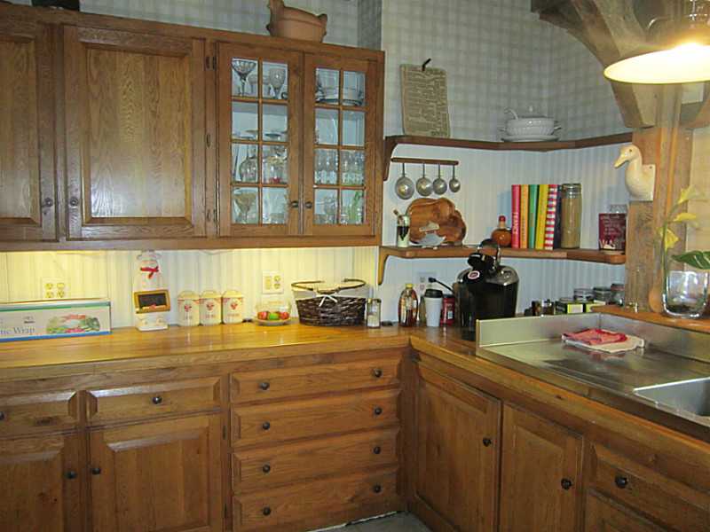 188 Lawton Foster Road North Hopkinton, RI 02832 - Photo 6 of 25 Kitchen.