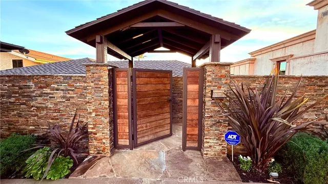 $25,000 | 31015 Coast Laguna Beach, Laguna Beach, CA 92651