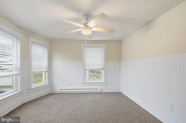 $249,900 | 40 Maple Lane, Berkeley Springs, WV 25411