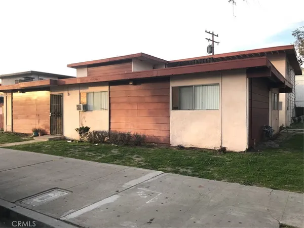 $2,175 | 2153 West Brownwood Avenue, Unit 3, Anaheim, CA 92801