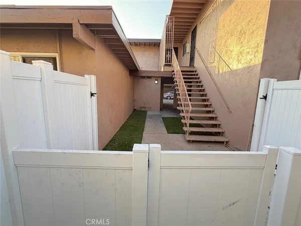 $2,175 | 2153 West Brownwood Avenue, Unit 3, Anaheim, CA 92801