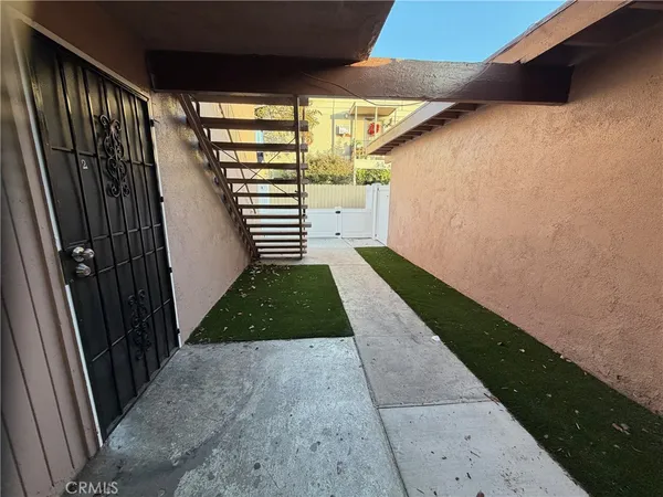 $2,175 | 2153 West Brownwood Avenue, Unit 3, Anaheim, CA 92801