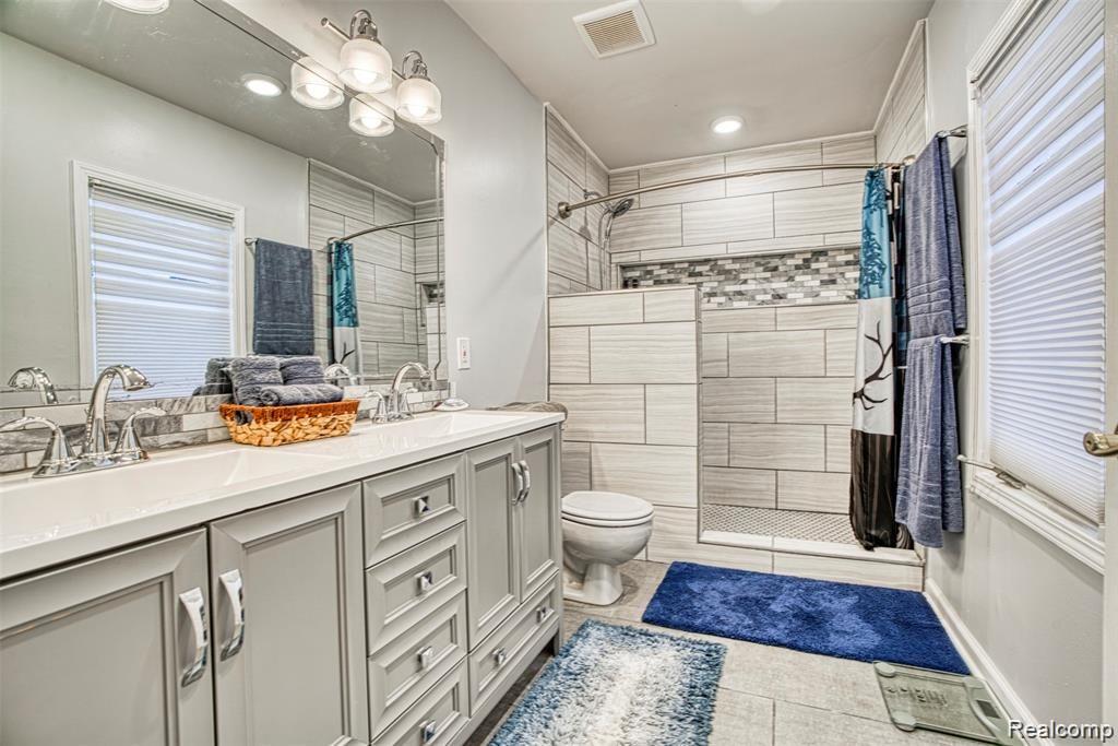 6050 Bullard Road Fenton, MI 48430 - Photo 28 of 50