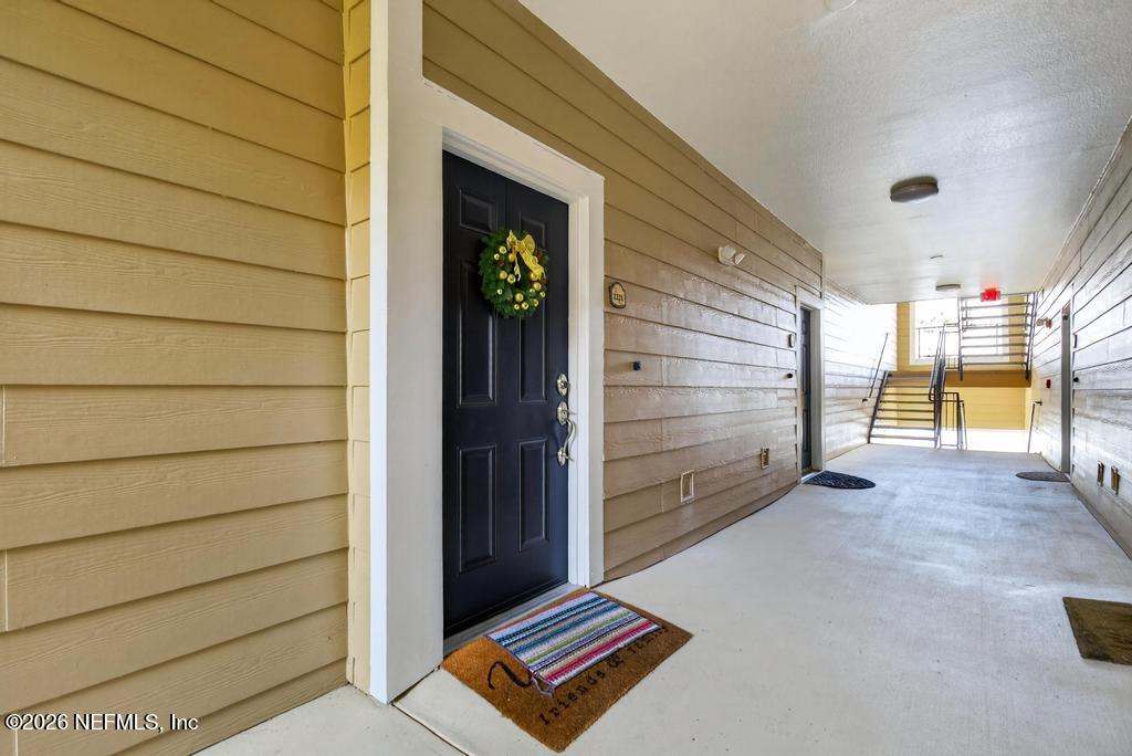 8550 Touchton Road, Unit 2221 Jacksonville, FL 32216 - Photo 3 of 53 a view of an empty room and a window