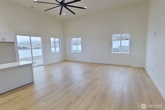 $515,000 | 16 Juanita Way, Malaga, WA 98828