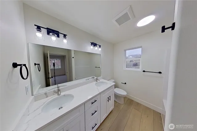 $515,000 | 16 Juanita Way, Malaga, WA 98828