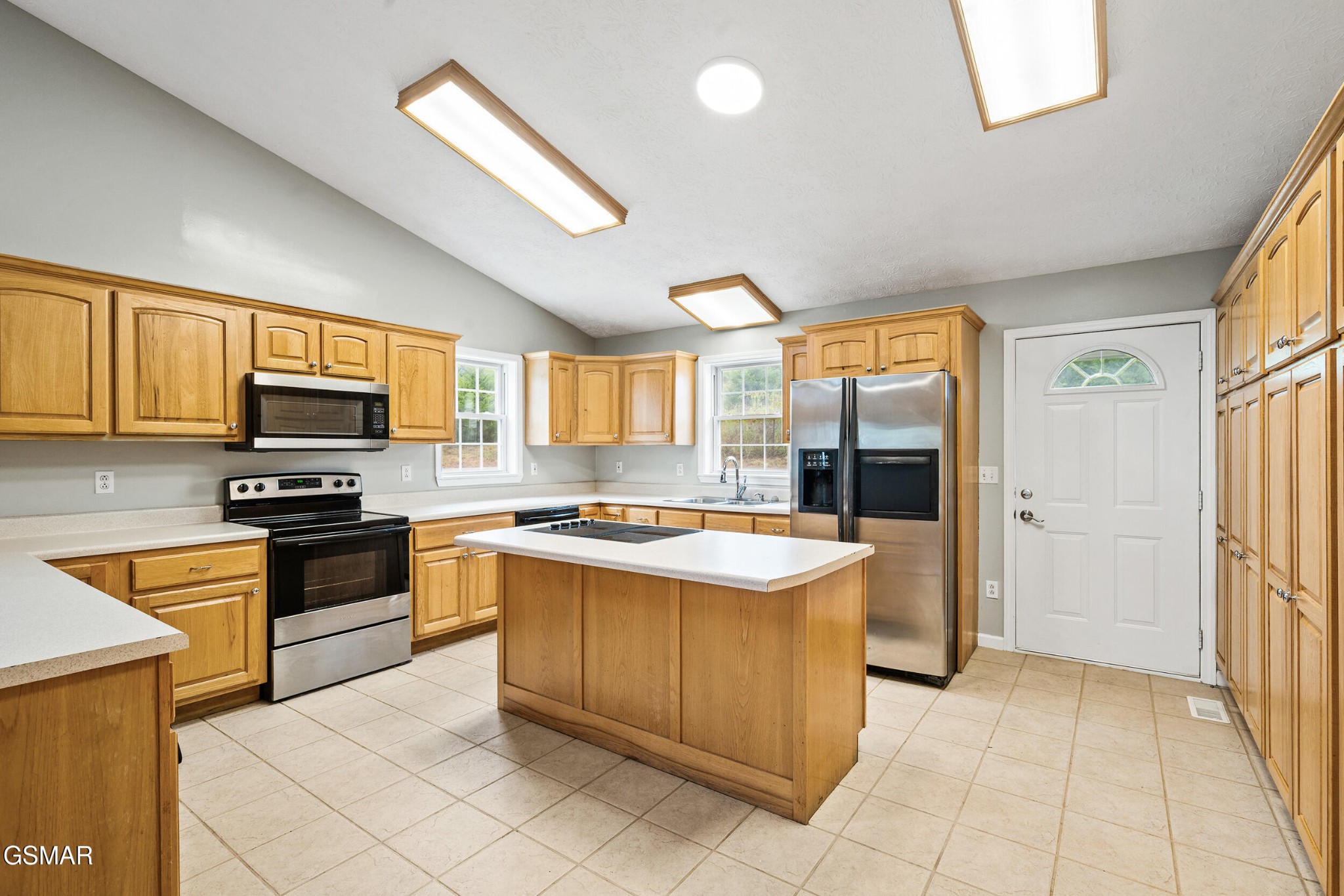 762 Matthews Hollow Road Sevierville, TN 37862 - Photo 12 of 47 Gallery Image 12