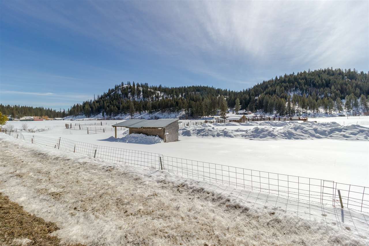 4250 B Springdale Hunters Road Springdale, WA 99173 - Photo 3 of 12