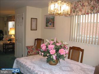 3437 Primrose Road Philadelphia, PA 19114 - Photo 4 of 6 Dining Room