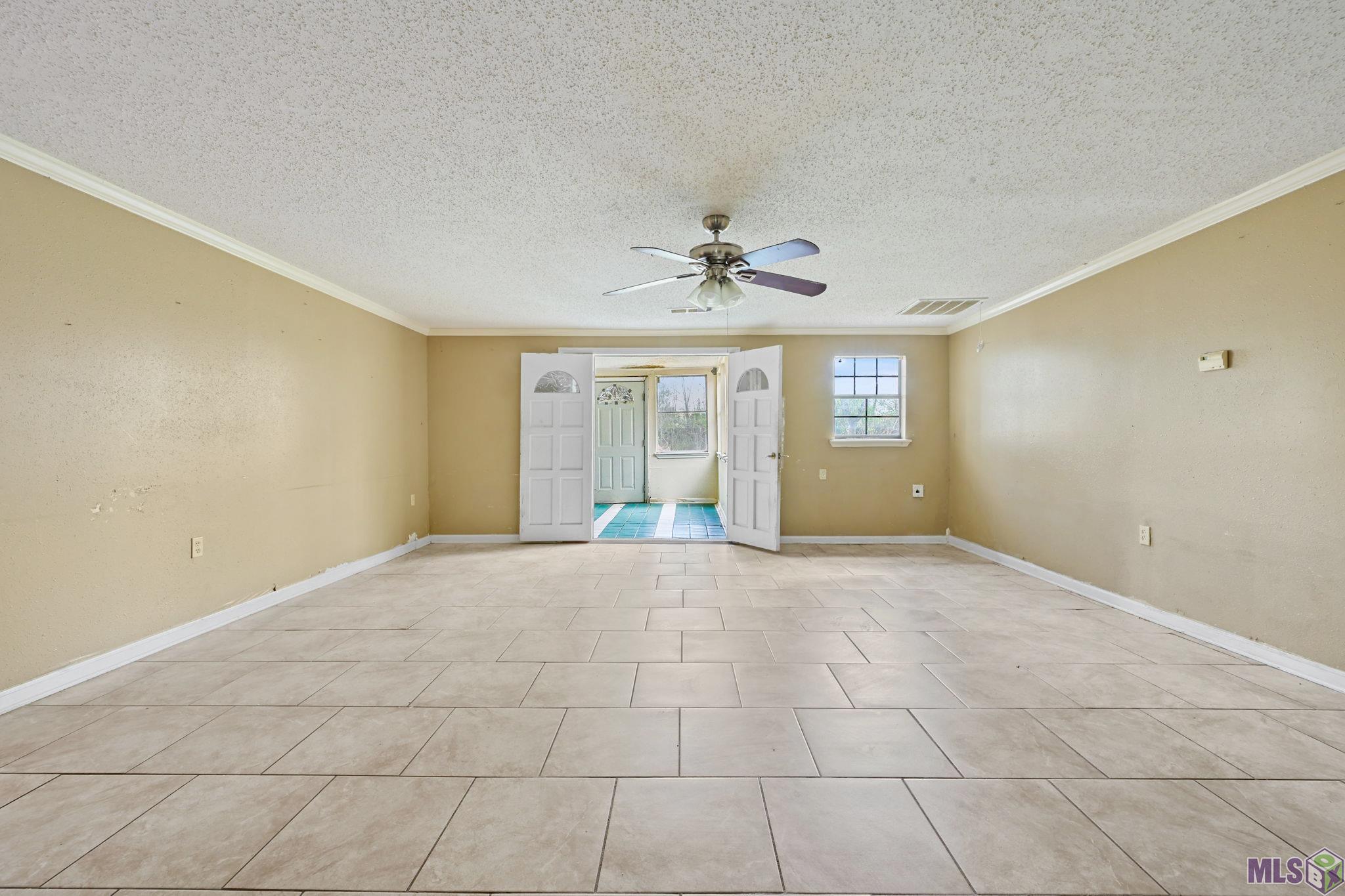 943 Whitehead Street Baker, LA 70714 - Photo 3 of 15