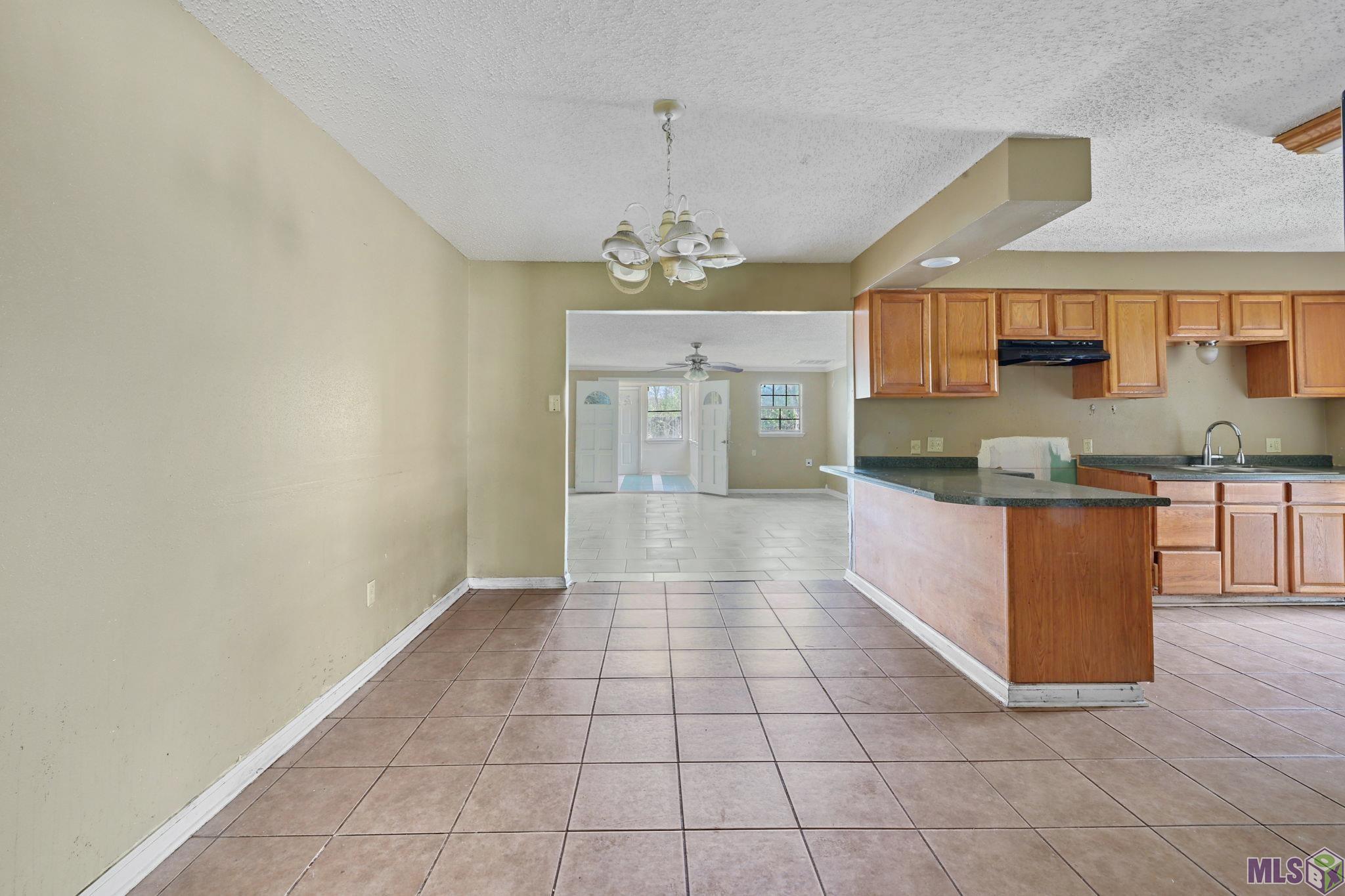943 Whitehead Street Baker, LA 70714 - Photo 5 of 15