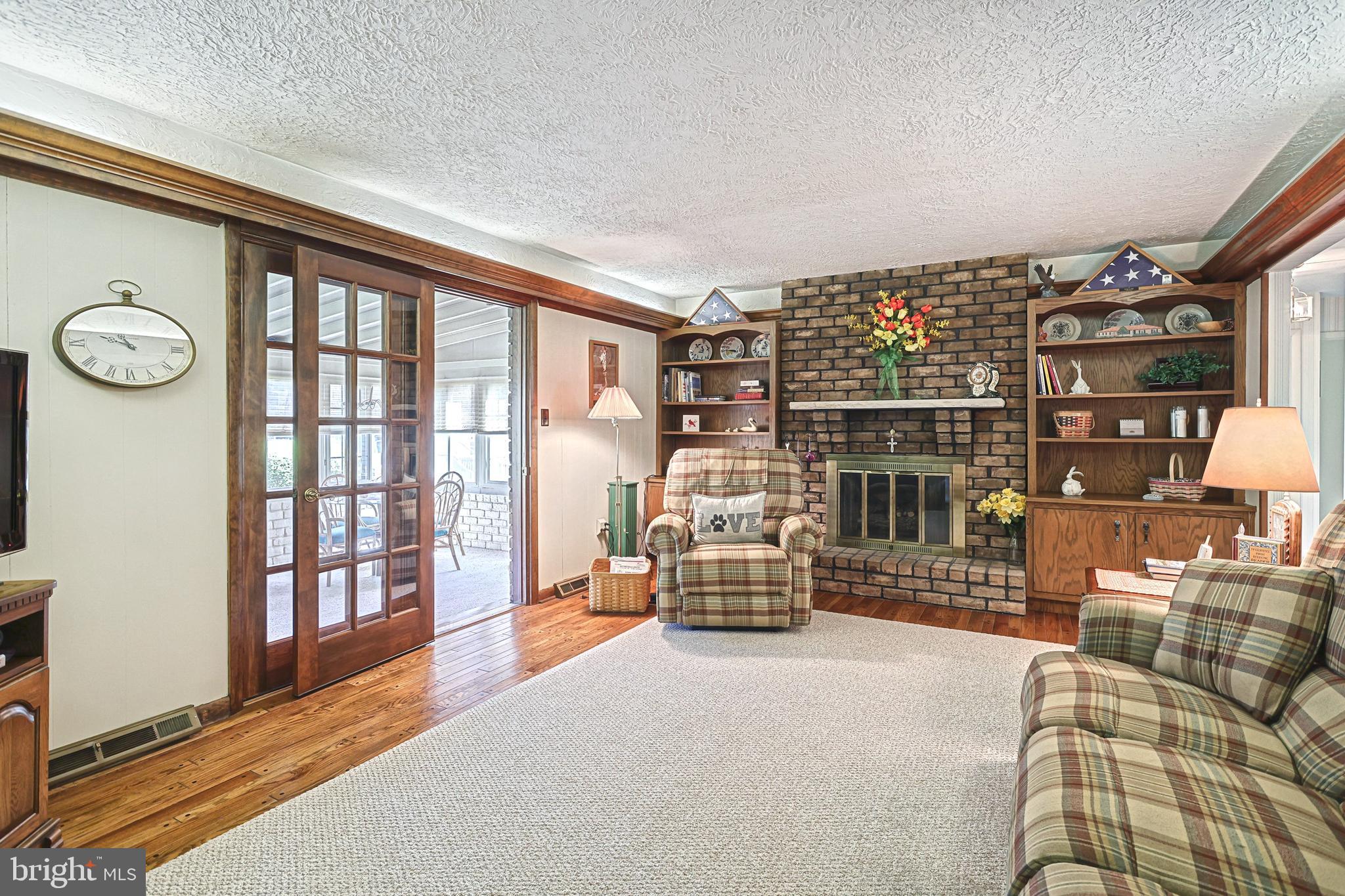 2405 Sutton Road York, PA 17403 - Photo 18 of 36