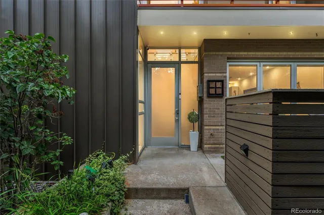 a view of walk in closet