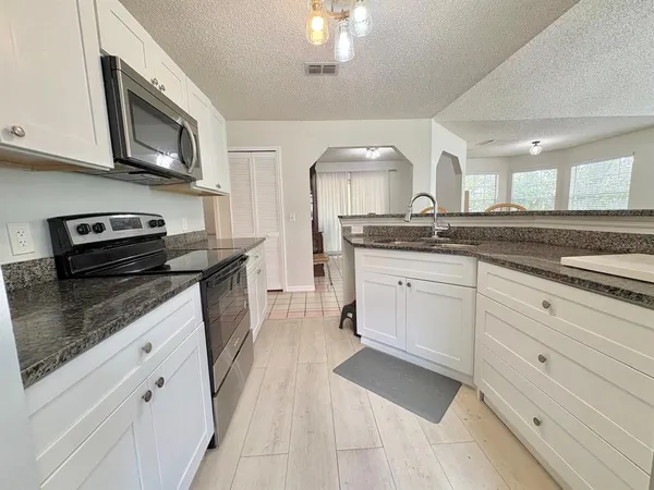 $1,740 | 930 Northern Dancer Way, Unit 204, Casselberry, FL 32707