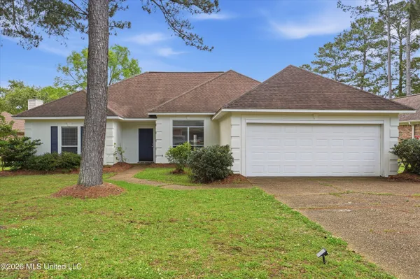 $272,000 | 402 Forest Lane, Ridgeland, MS 39157