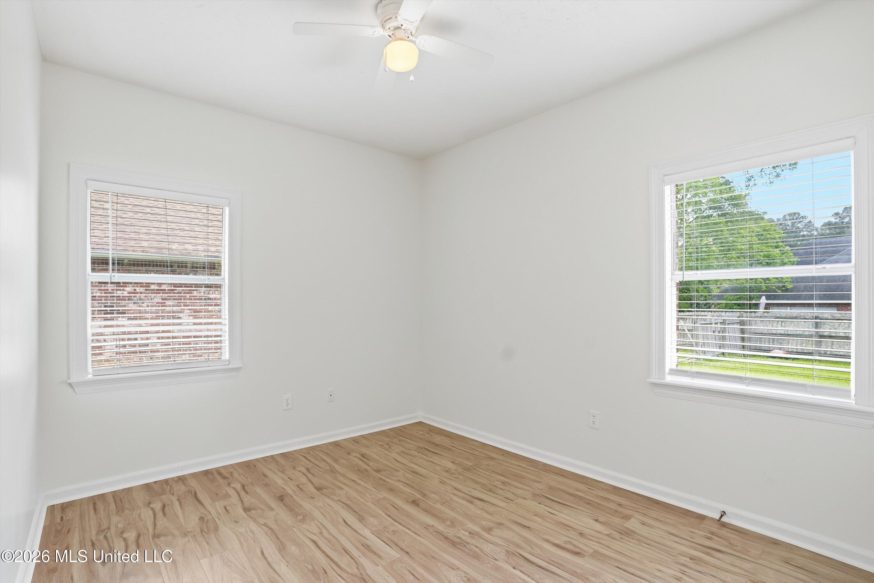 402 Forest Lane Ridgeland, MS 39157 - Photo 32 of 36 33-402_Forest_Ln_033