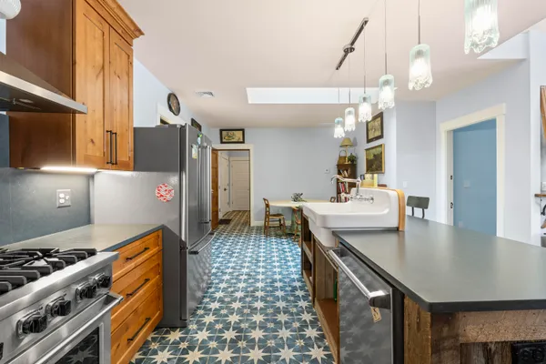 $985,000 | 10 Blueberry Lane, Kittery, ME 03904