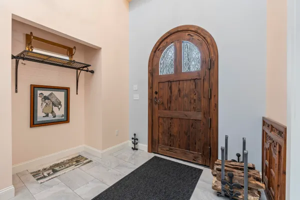 $1,000,000 | 10 Blueberry Lane, Kittery, ME 03904