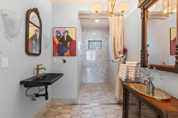 $985,000 | 10 Blueberry Lane, Kittery, ME 03904