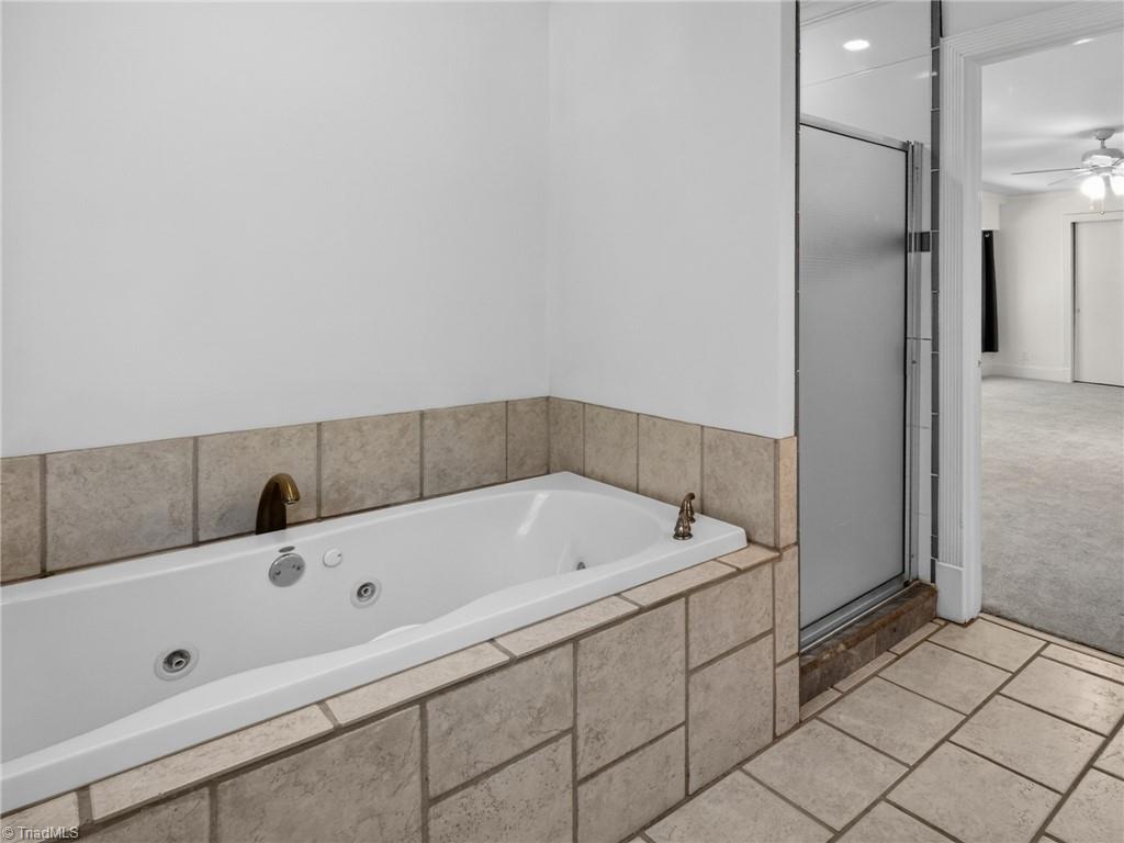 712 West Farriss Avenue High Point, NC 27262 - Photo 28 of 49 Primary Bathroom