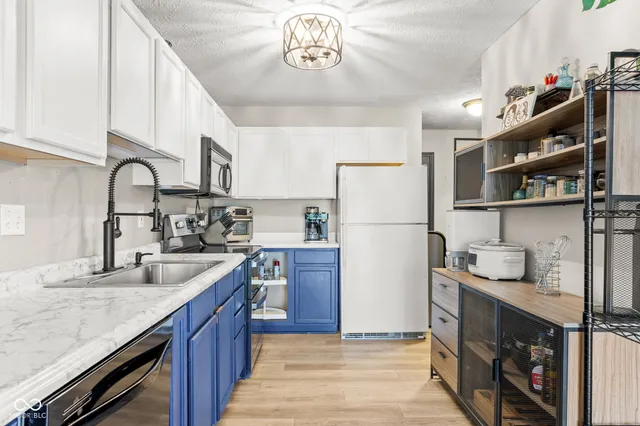 $189,900 | 5838 Beacon Cove Way, Indianapolis, IN 46237