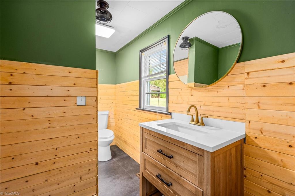 478 Randleman Road Hamptonville, NC 27020 - Photo 21 of 33 Gallery Image 21
