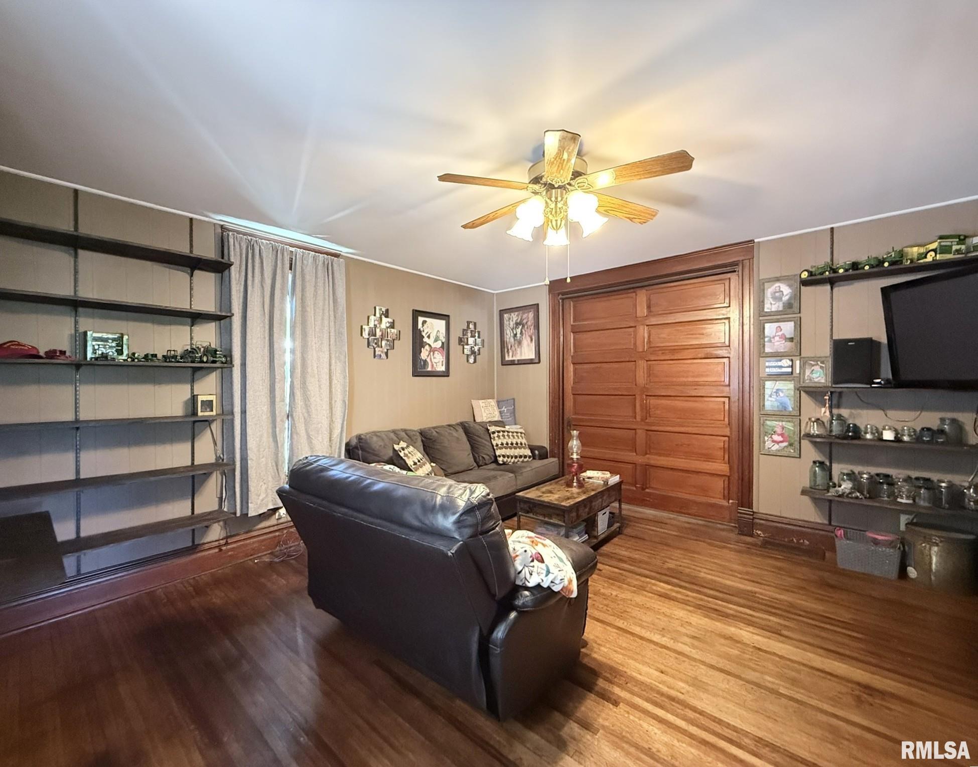135 North Harding Street Kirkwood, IL 61447 - Photo 8 of 16