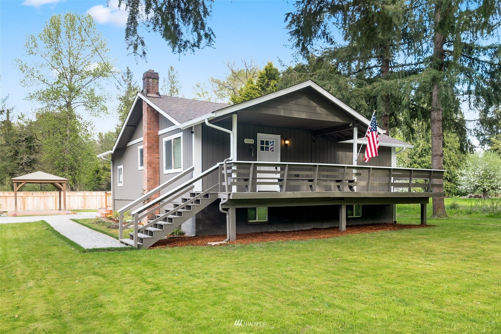19304 Byers Road Southeast Maple Valley, WA 98038 - Photo 1 of 29 Gallery Image 1