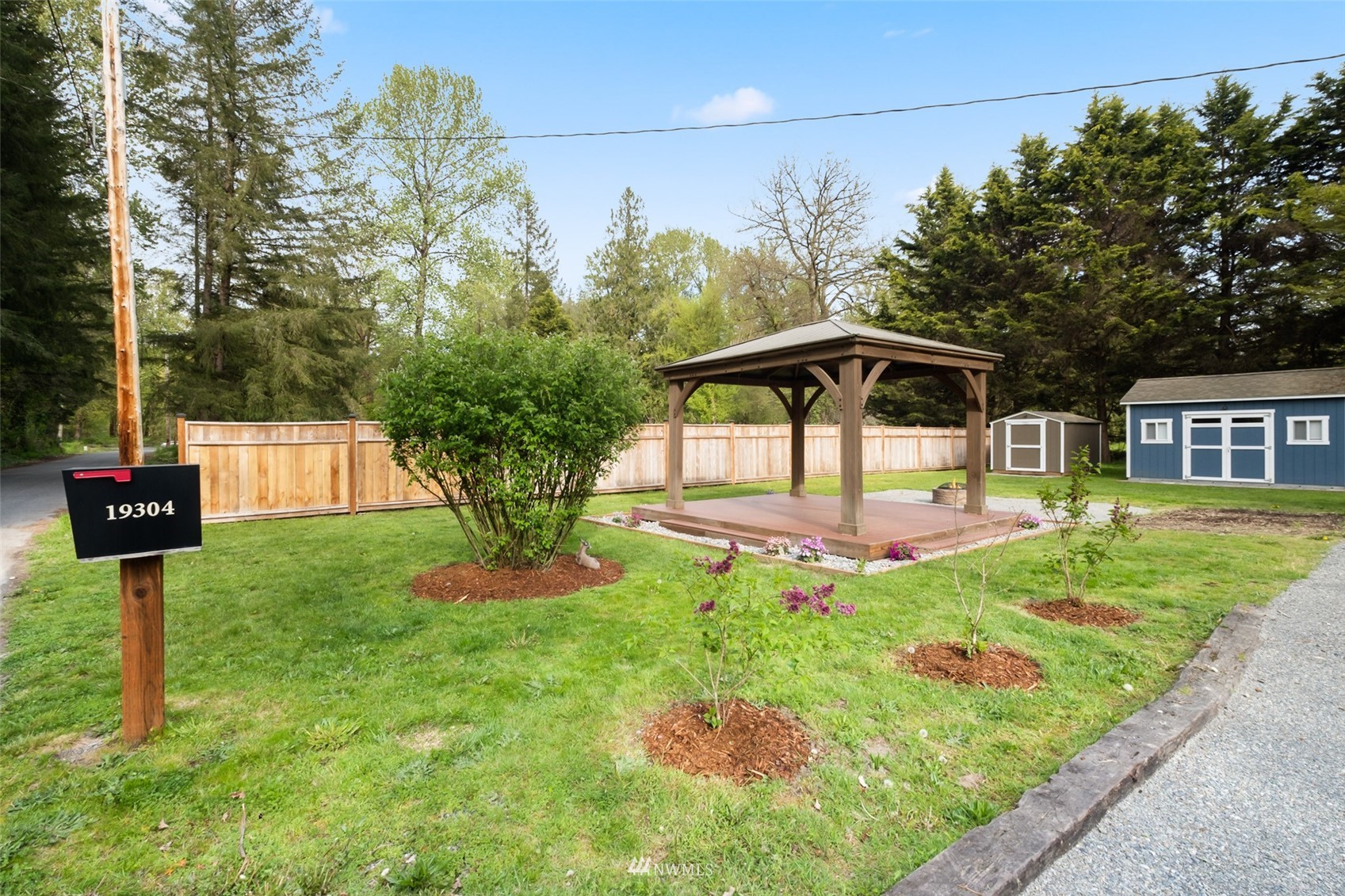 19304 Byers Road Southeast Maple Valley, WA 98038 - Photo 8 of 29 Gallery Image 8