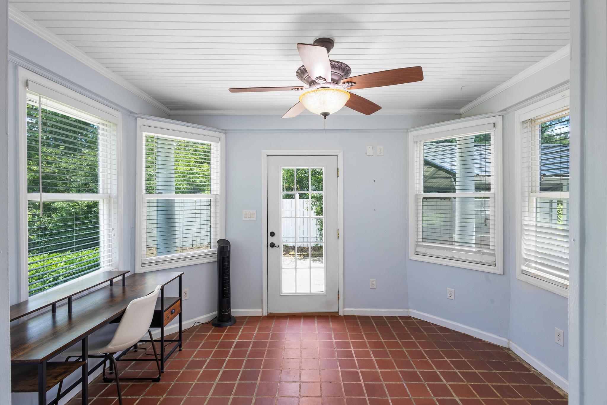 507 Roland Avenue Johnston, SC 29832 - Photo 10 of 30