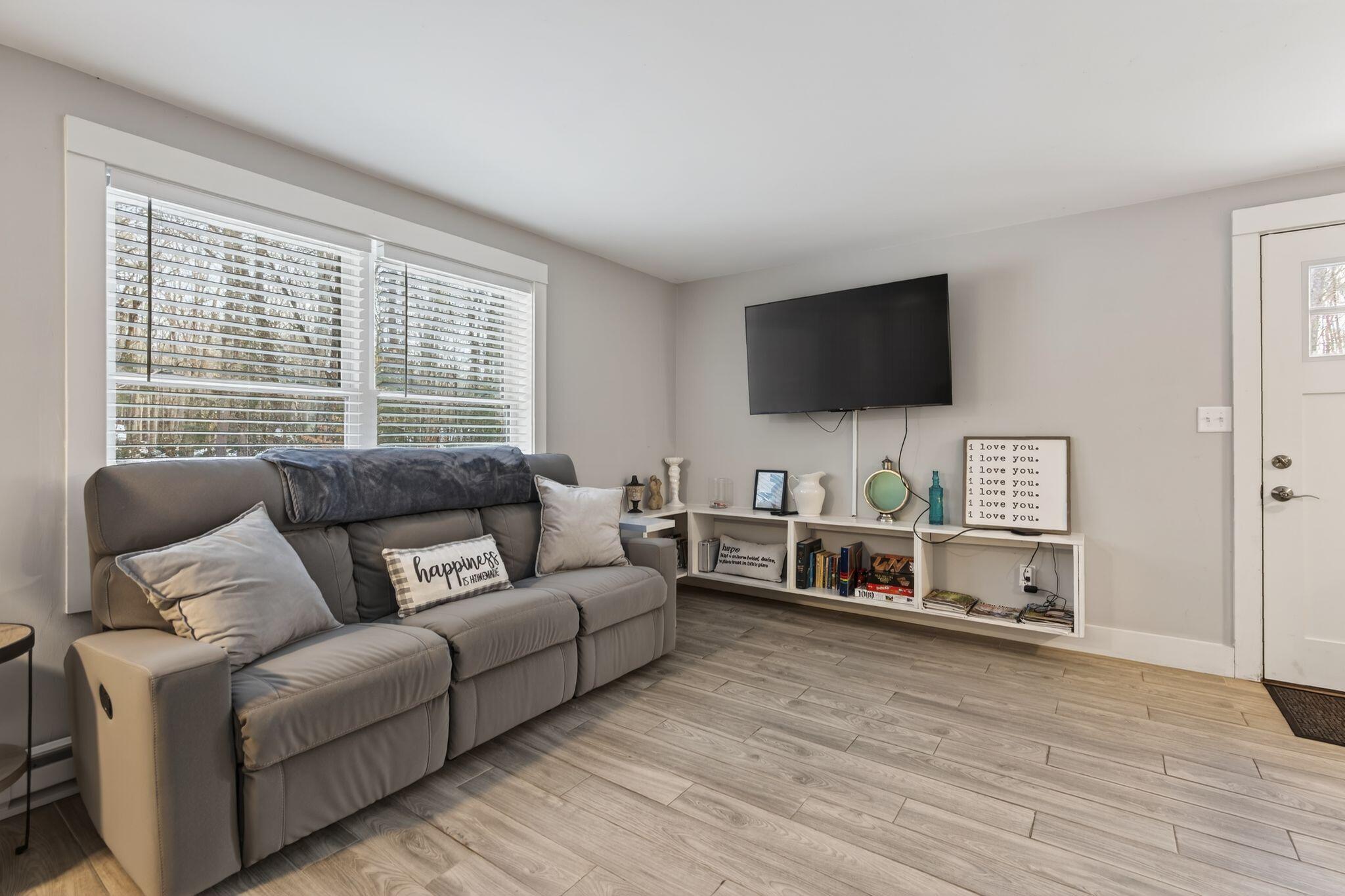 4 Primrose Lane Saco, ME 04072 - Photo 15 of 45 29_DSC03671