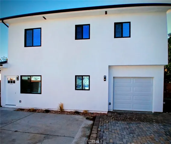 $3,900 | 18252 Saticoy Street, Reseda, CA 91335