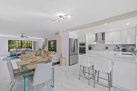 $1,899,000 | 200 South Ocean Boulevard, Unit A105, Delray Beach, FL 33483