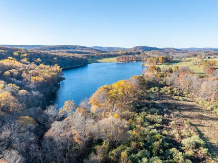 a view of a lake with houses
