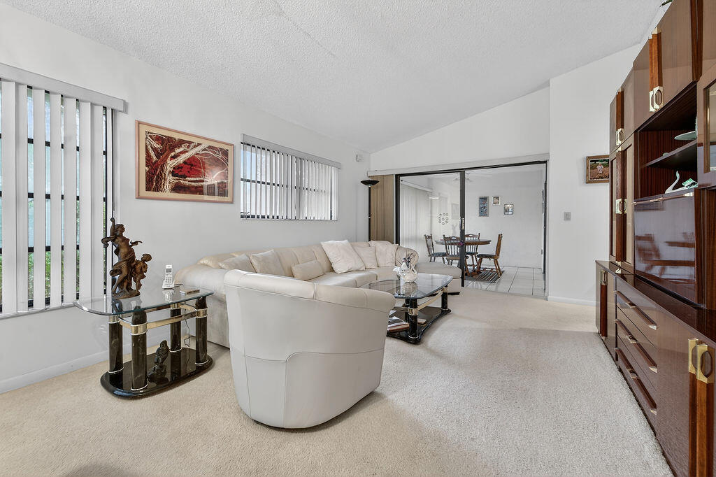 6259 Kings Gate Circle Delray Beach, FL 33484 - Photo 20 of 26 120925_3-316