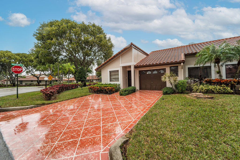 6259 Kings Gate Circle Delray Beach, FL 33484 - Photo 2 of 26 6259KingsGatecir-12