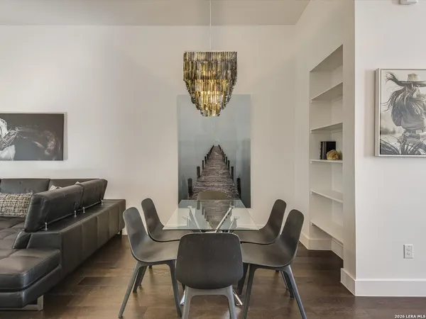 $3,400 | 1226 South Presa Street, Unit 105, San Antonio, TX 78210