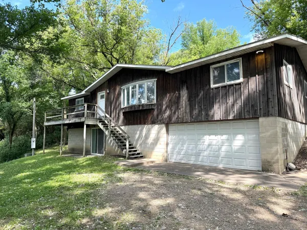 $324,900 | 33672 County Road 15, Morton, MN 56270