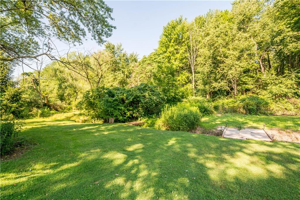 1263 Silver Lane McKees Rocks, PA 15136 - Photo 14 of 20 Gallery Image 14