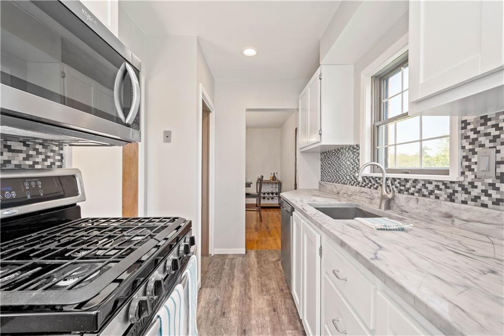 1263 Silver Lane McKees Rocks, PA 15136 - Photo 3 of 20 Gallery Image 3
