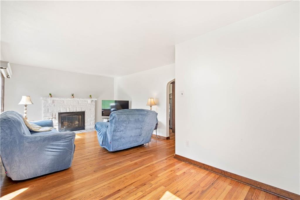 1263 Silver Lane McKees Rocks, PA 15136 - Photo 8 of 20 Gallery Image 8
