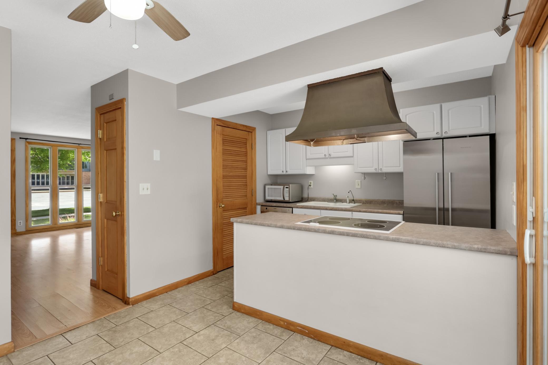 6425 Barrie Road Edina, MN 55435 - Photo 11 of 25