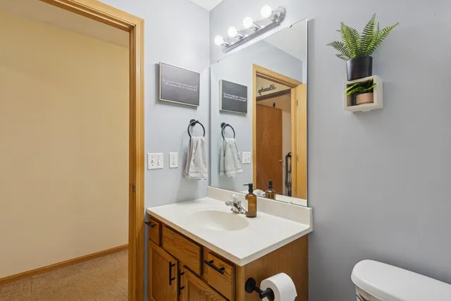 $215,000 | 145 Penny Lane, Unit 1, Sycamore, IL 60178