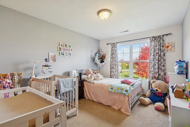 $215,000 | 145 Penny Lane, Unit 1, Sycamore, IL 60178