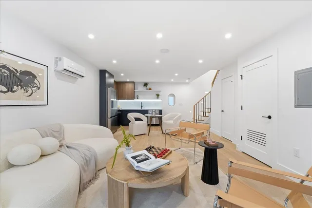 $799,000 | 105 Laidlaw Avenue, Unit 4, Jersey City, NJ 07306