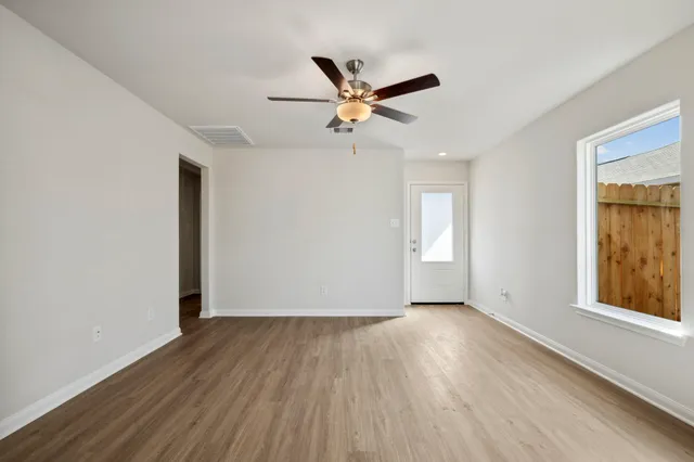 $243,900 | 361 Tejas Trail, Waller, TX 77484