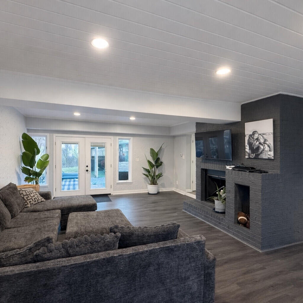 N3432 Beach Road Geneva, WI 53147 - Photo 2 of 25 N3432BeachRd_66021_2