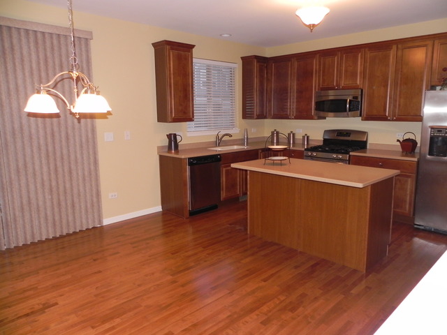 2807 Blakely Lane, Unit 2807 Naperville, IL 60540 - Photo 9 of 25